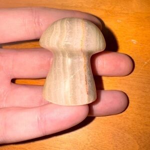 Green Onyx Crystal Mushroom Carving